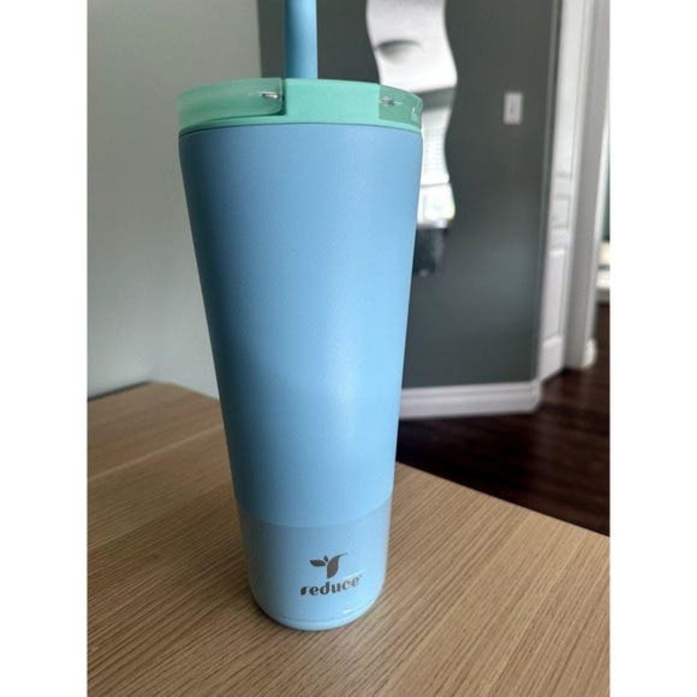 Blue and Green Reusable Water Bottle - Eco Friendly ca - Picture 4 of 4